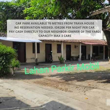 Trava House Villa Jogja ジョグジャカルタ エクステリア 写真