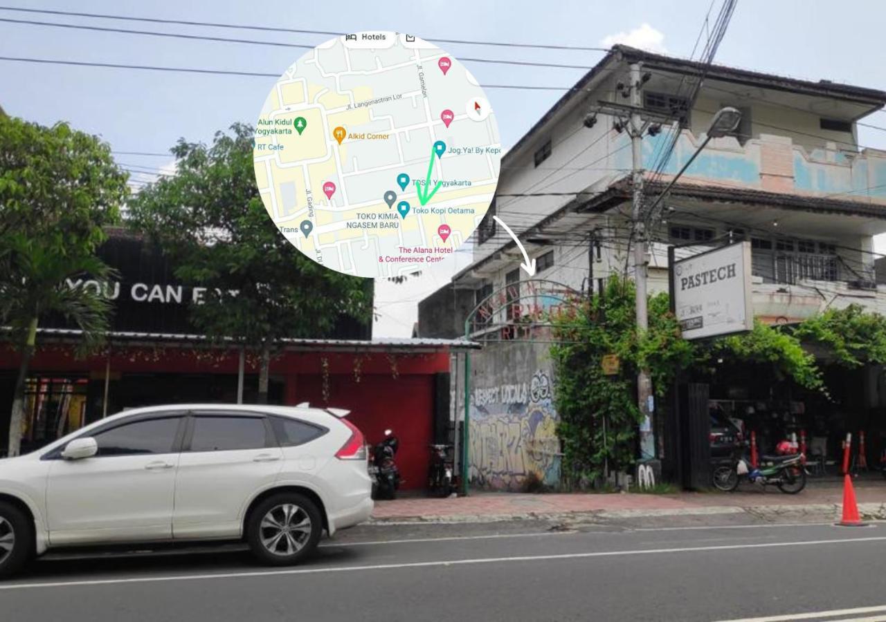 Trava House Villa Jogja ジョグジャカルタ エクステリア 写真