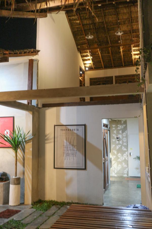 Trava House Villa Jogja ジョグジャカルタ エクステリア 写真