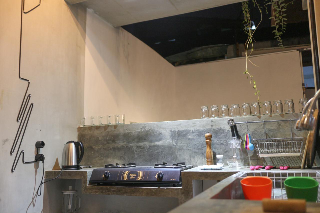 Trava House Villa Jogja ジョグジャカルタ エクステリア 写真